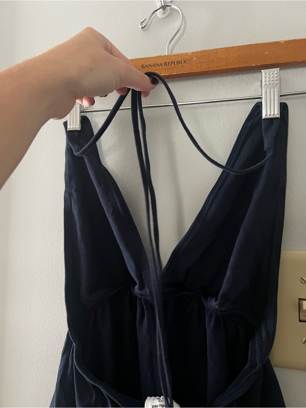 Aritzia Navy halter top - Picture 5 of 6